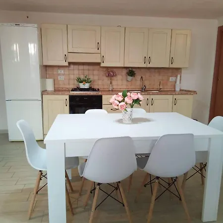 Angelo's House דירה